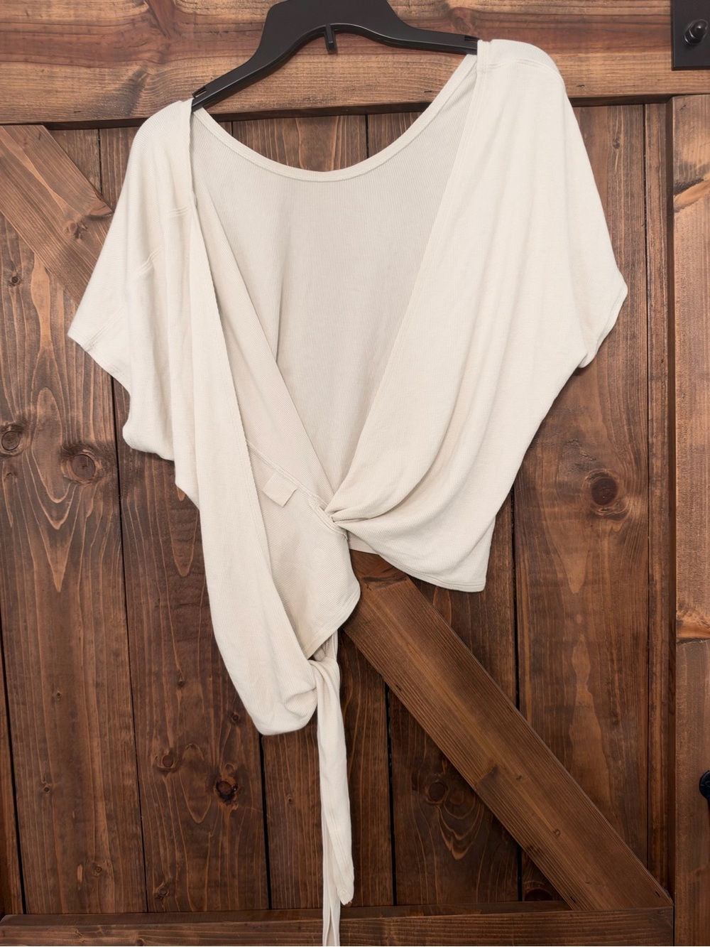 lululemon athletica Cream Tie-Front Short Sleeve Top